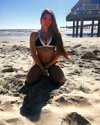 Full leaked Itsraeganbailey private onlyfans photo