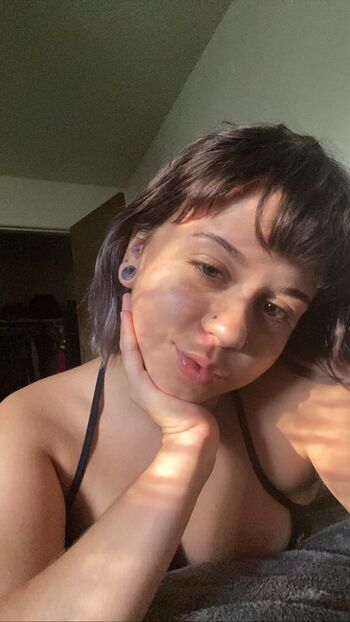 ivy_moon