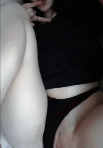 Full leaked Izolyator natsuki private onlyfans photo