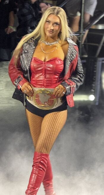 🔥 Izzi dame page leaked private photo uncensored full