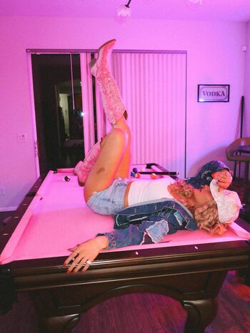 🔥 Izzi dame page leaked private photo uncensored full