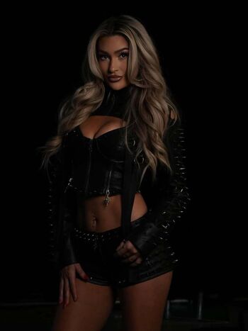 🔥 Izzi dame page leaked private photo uncensored full