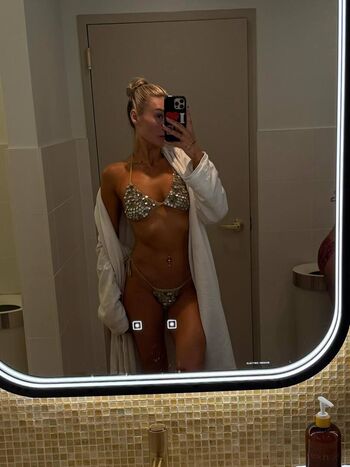 🔥 Izzi dame page leaked private photo uncensored full