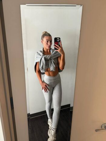 🔥 Izzi dame page leaked private photo uncensored full