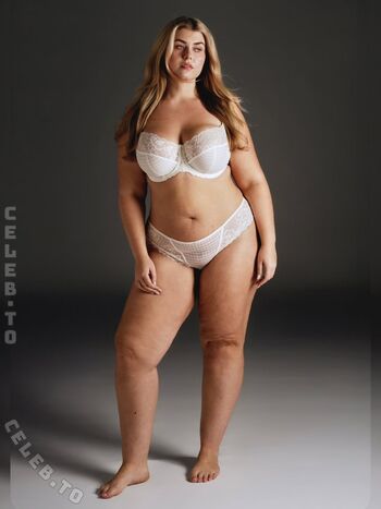 Full leaked Izzy nicholls private onlyfans photo