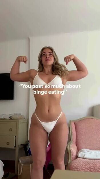 Full leaked Izzy swin private onlyfans photo