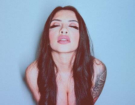 Full leaked Izzyboo private onlyfans photo