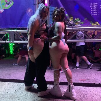 Full leaked Izzyboo private onlyfans photo