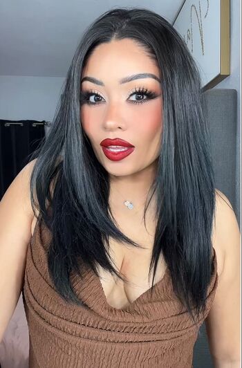 Jackiie_Vanity