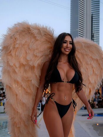 Full leaked Jade pywell private onlyfans photo