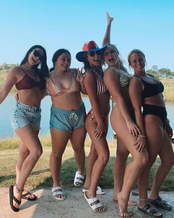 Full leaked Jadewellz private onlyfans photo