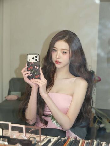 Jang Won-young
