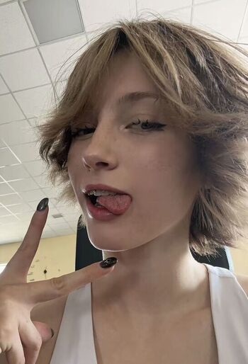 Jasmin Begalinova