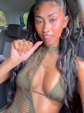 Jasmine Chola