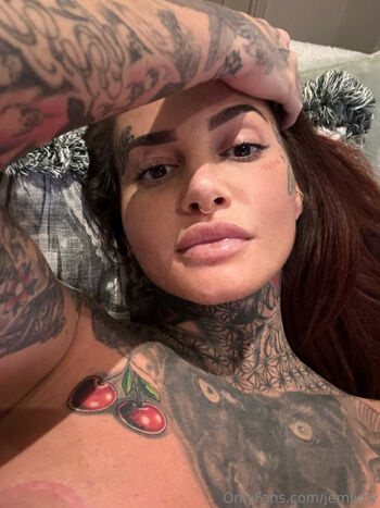 Full leaked Jemlucy private onlyfans photo