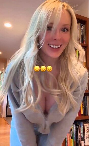Full leaked Jennalynnmeowri private onlyfans photo