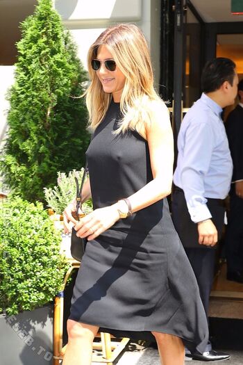 Full leaked Jennifer aniston page private onlyfans photo