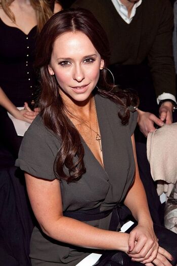 Jennifer Love Hewitt