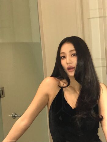 🔥 Jihyo page leaked private photo uncensored full