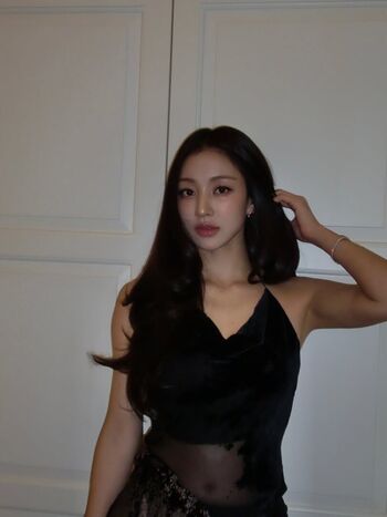 🔥 Jihyo page leaked private photo uncensored full