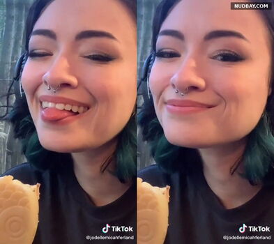Jodelle Ferland