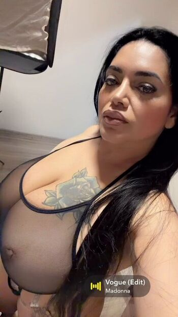 Full leaked Johana bisso private onlyfans photo