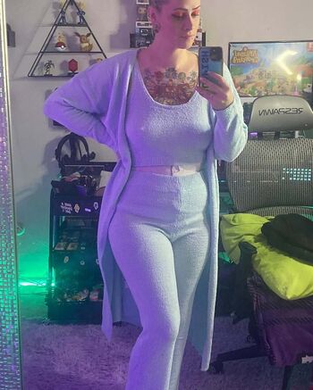 JoJosaysbreee