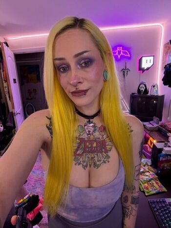 JoJosaysbreee