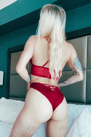 Josie Peach