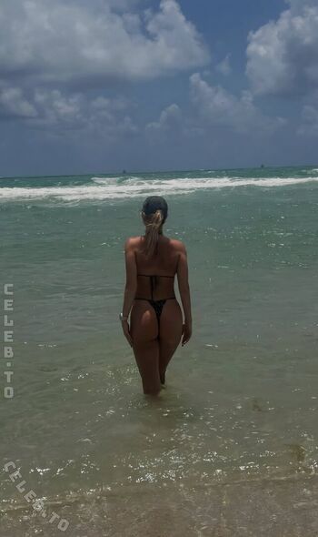 Full leaked Julia private onlyfans photo