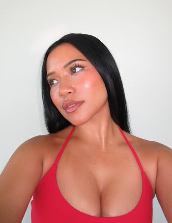 Julia Kelly