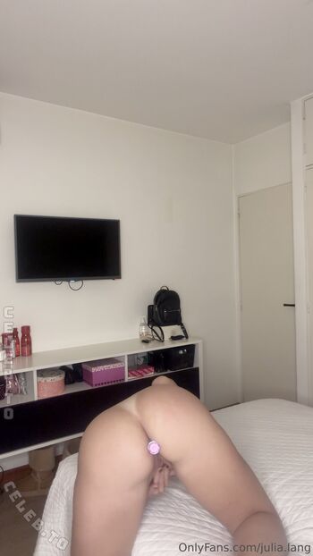 Full leaked Julia lang page private onlyfans photo