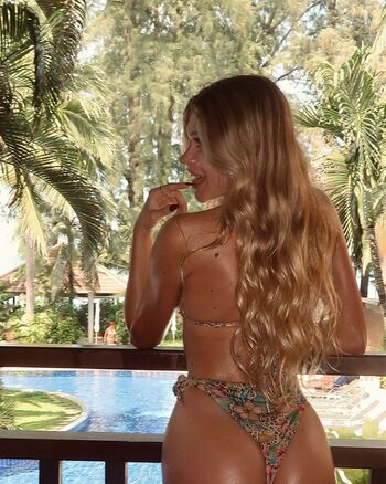 Full leaked Julia machunik private onlyfans photo