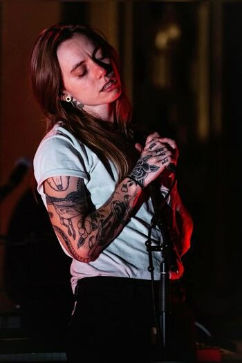 Full leaked Julien baker private onlyfans photo