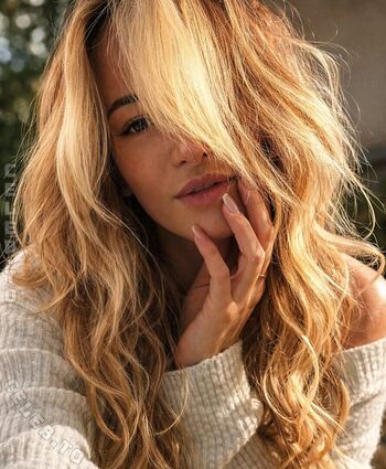 Full leaked K mercedes benz private onlyfans photo