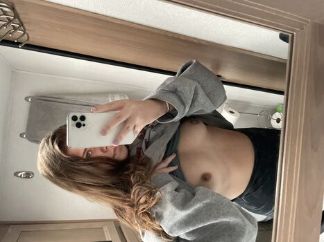 Full leaked Kahlan taylor private onlyfans photo