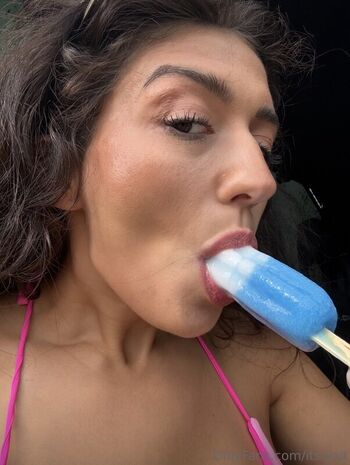 Full leaked Kait howard private onlyfans photo