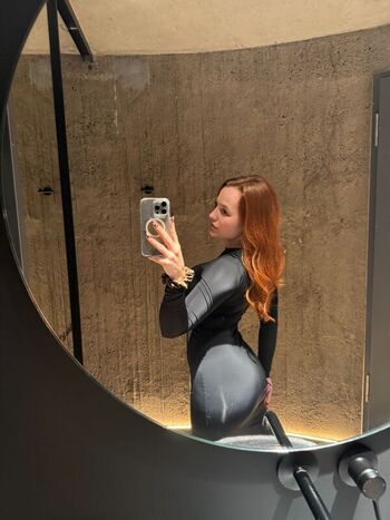 Full leaked Kajamood private onlyfans photo