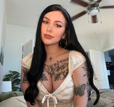 Full leaked Kalei renay private onlyfans photo