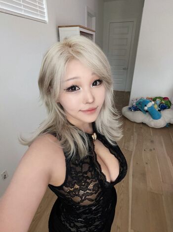 Kang Hee Yoon