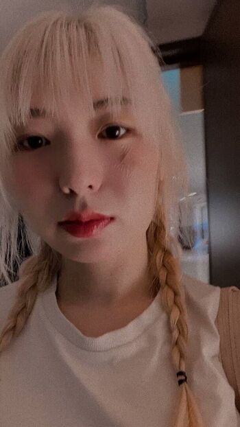 Full leaked Karinnoracam private onlyfans photo
