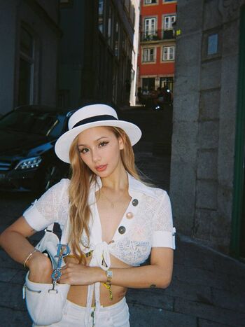 🔥 Kathy zheng  page leaked private photo uncensored full