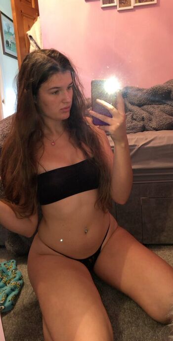 katiee19xox