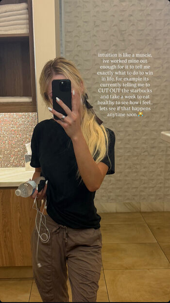 Full leaked Kayla void  page private onlyfans photo