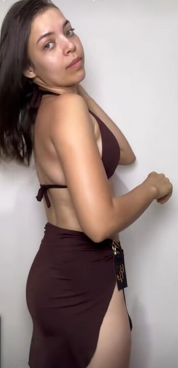 kaylaasantos_