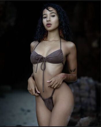 Keasha April