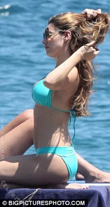 Kelly Brook