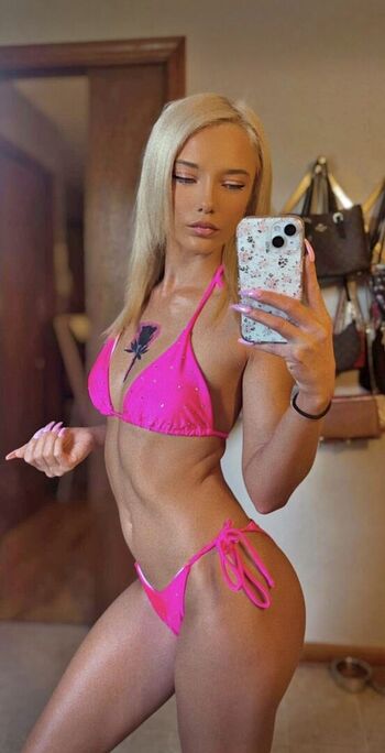 Kelly Lyn