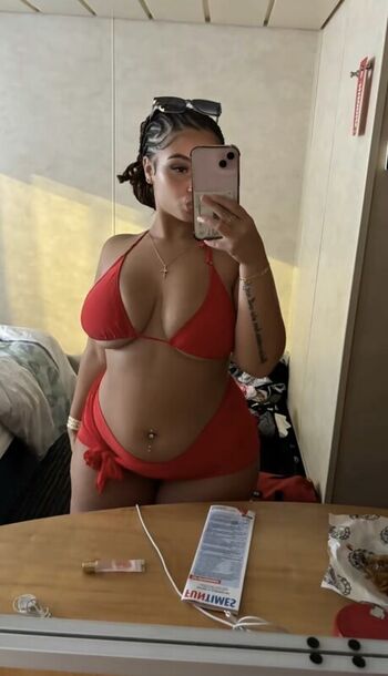 __kellyyxoxo
