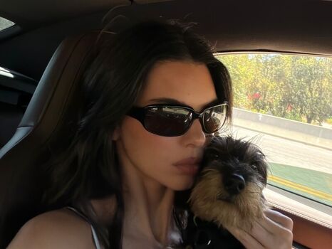 Full leaked Kendall jenner private onlyfans photo